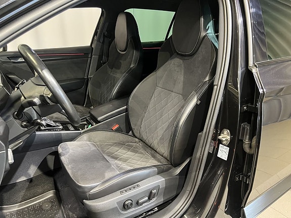 Skoda Superb 9 of 15