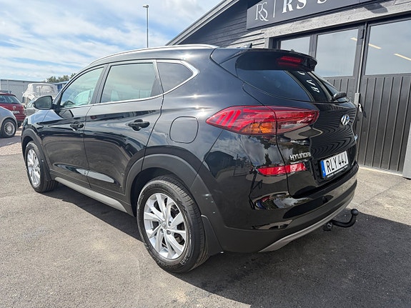 Hyundai Tucson 15 of 30