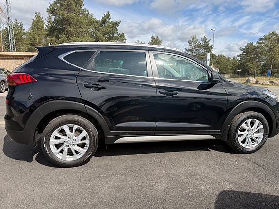 Hyundai Tucson 17 of 30