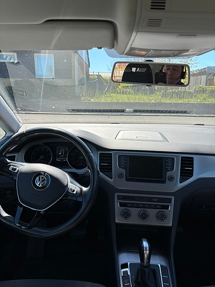 Volkswagen Golf Sportsvan 5 of 5