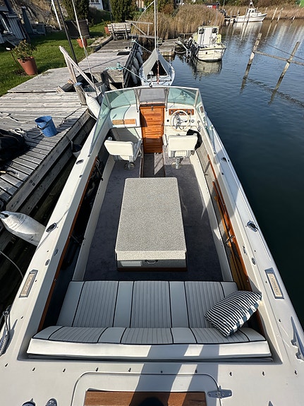 Chris Craft Lancer 23 3 of 14