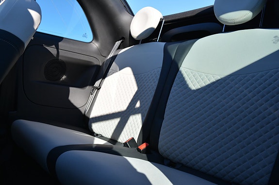 Fiat 500C 25 of 30