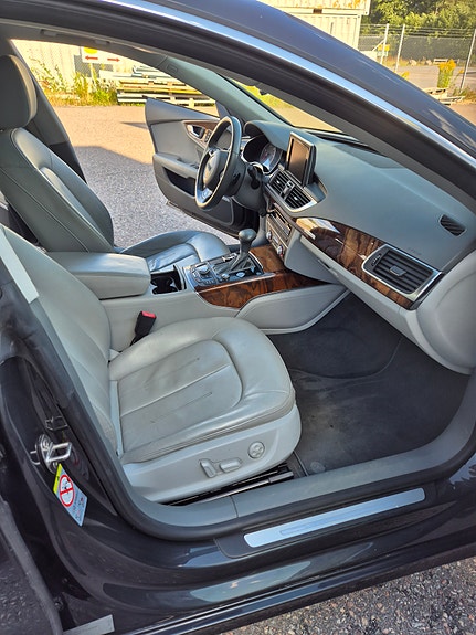 Audi A7 25 of 30