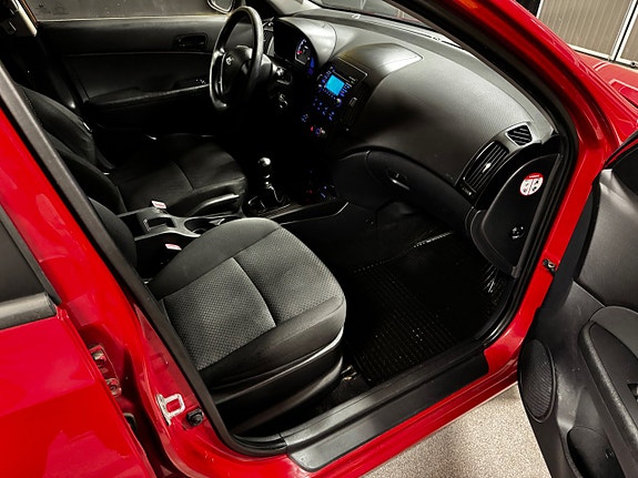 Hyundai i30 14 of 14