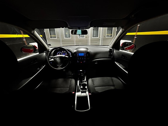 Hyundai i30 10 of 14