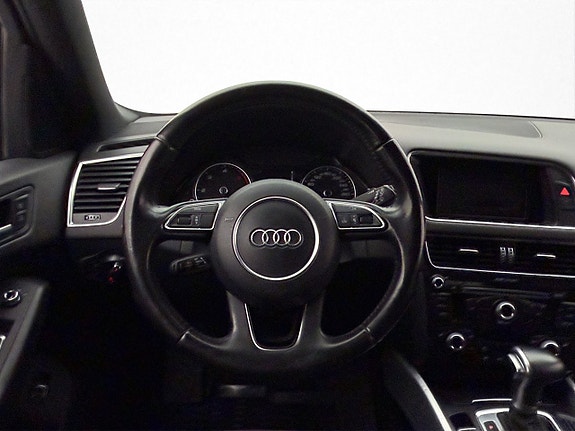 Audi Q5 12 of 30