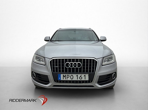 Audi Q5 2 of 30