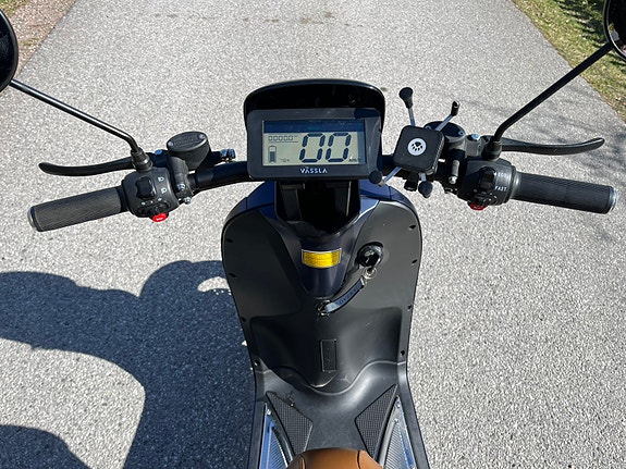 Vespa Vässla 2 Elmoped 5 of 5