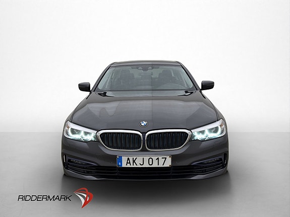 BMW 530e 2 of 30