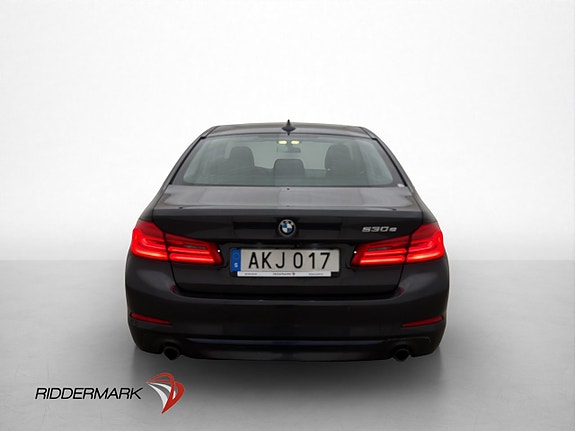BMW 530e 7 of 30
