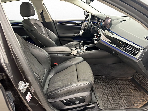 BMW 530e 22 of 30