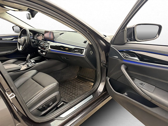 BMW 530e 23 of 30