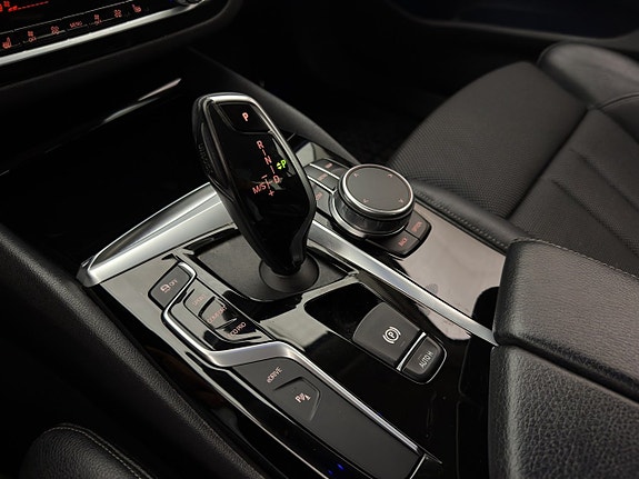 BMW 530e 20 of 30