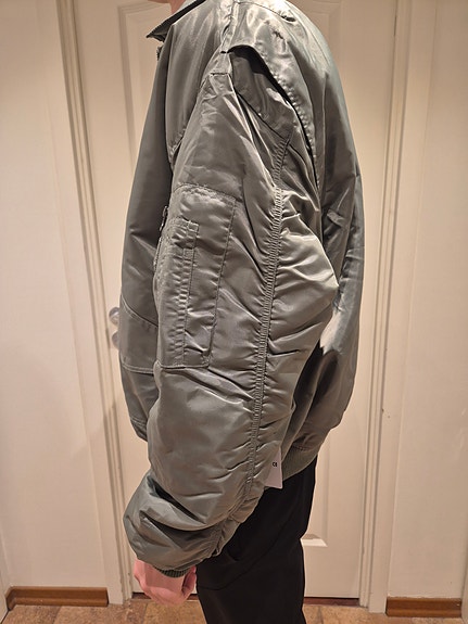Product image 13 of 16