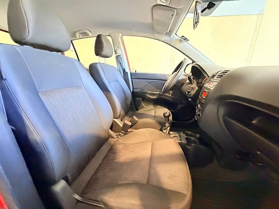 Kia Picanto 8 of 18
