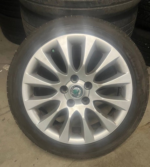 Product image 6 of 8