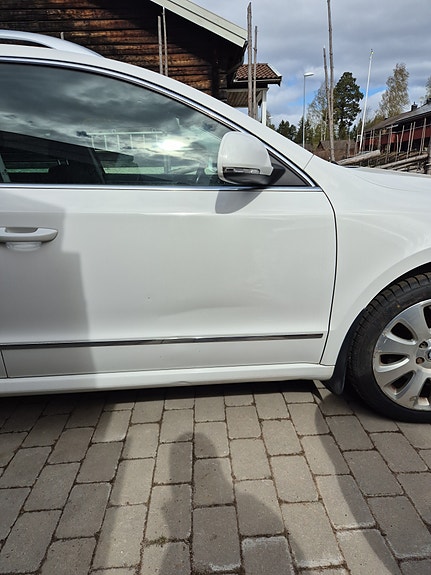 Skoda Superb 9 of 10