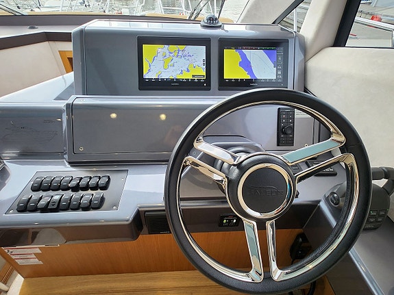 Galeon 430 HTC 5 of 24