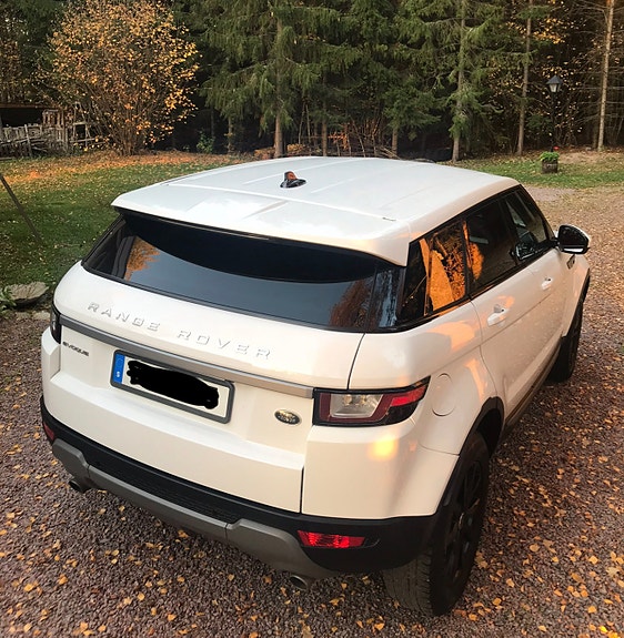 Land Rover Range Rover Evoque 4 of 5