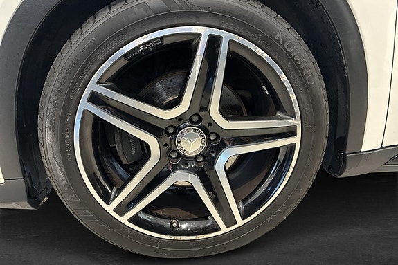 Mercedes-Benz GLA220 d 5 of 12