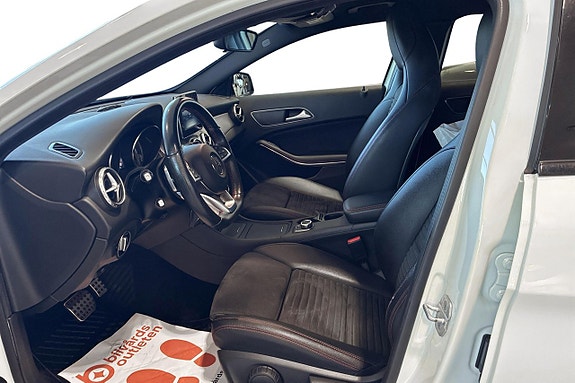 Mercedes-Benz GLA220 d 10 of 12