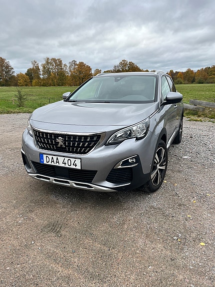 Peugeot 3008 3 of 4