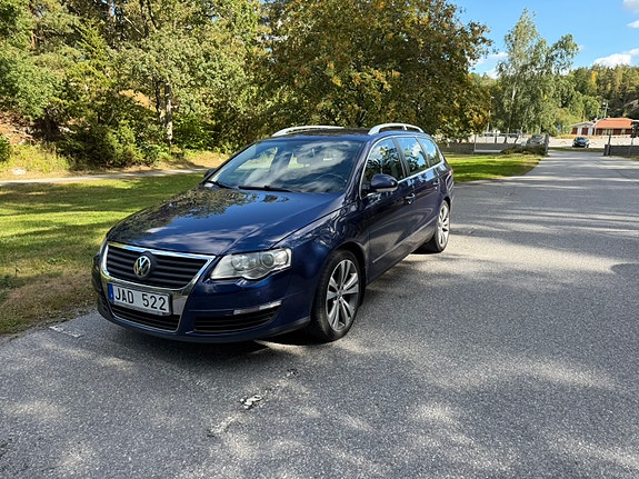 Volkswagen Passat 4 of 10