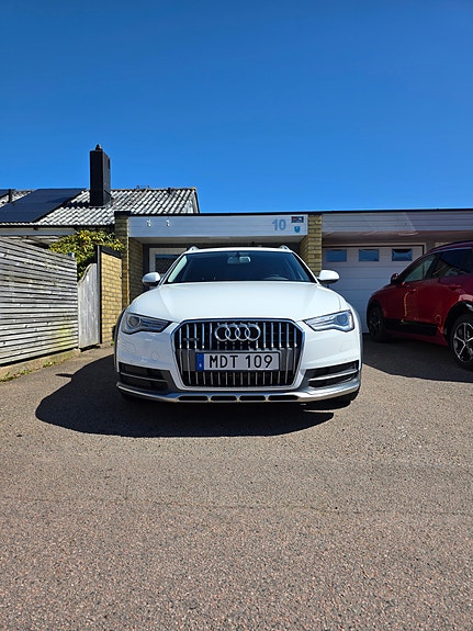 Audi A6 allroad 2 of 5