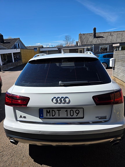 Audi A6 allroad 4 of 5