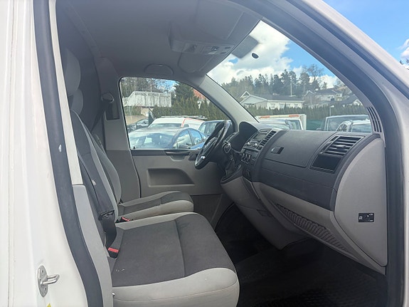 Volkswagen Transporter 8 of 10
