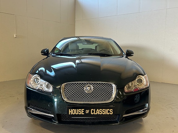 Jaguar XF 3 of 21