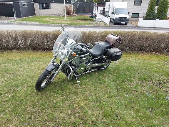 Harley-Davidson VRSCAW V-ROD 3 of 5