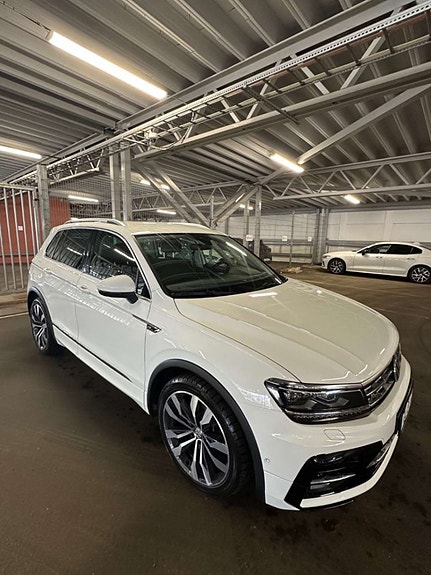 Volkswagen Tiguan 4 of 11