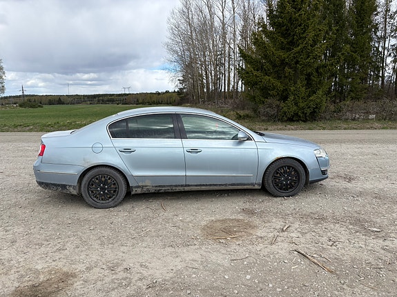 Volkswagen Passat 4 of 5