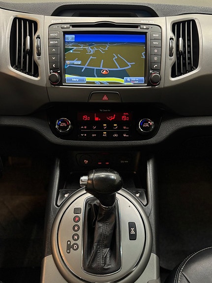 Kia Sportage 16 of 26