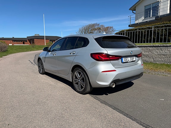BMW 118i 5 of 5