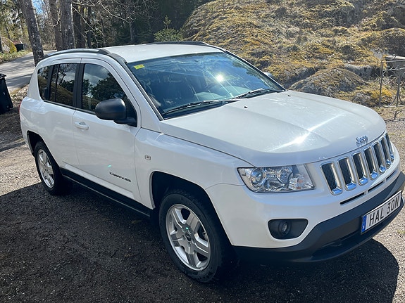 Jeep Compass 2 of 5