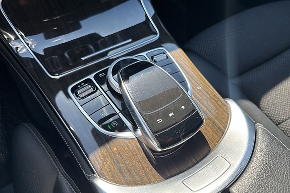 Mercedes-Benz GLC220 d 20 of 23