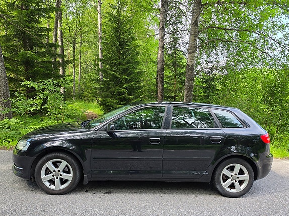 Audi A3 4 of 5