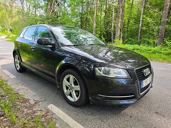 Audi A3 3 of 5