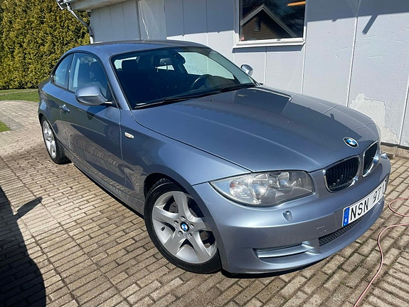 BMW 118d 2 of 4