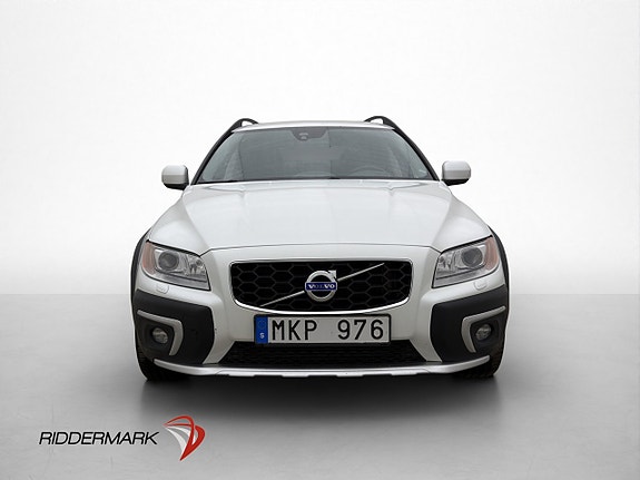 Volvo XC70 2 of 5