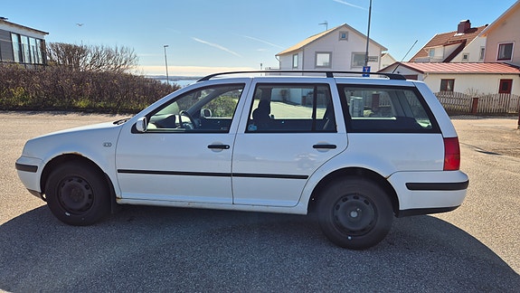 Volkswagen Golf IV 3 of 5