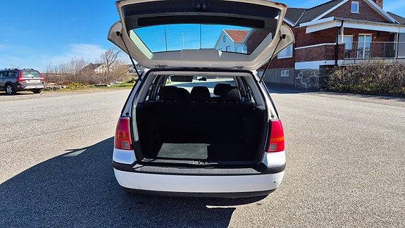 Volkswagen Golf IV 5 of 5