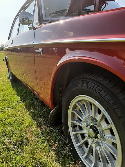 Volvo 142 4 of 9