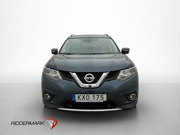 Nissan X-Trail 2 of 5