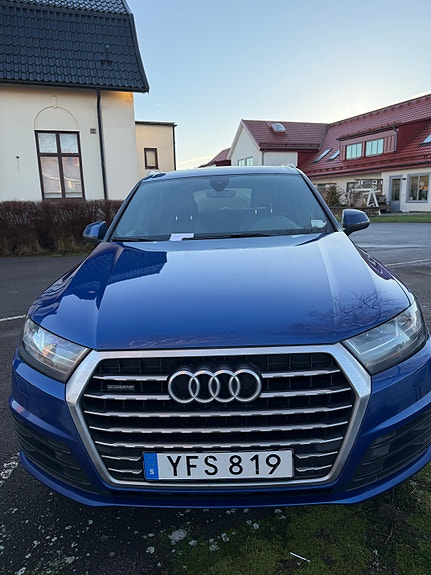 Audi Q7 10 of 10