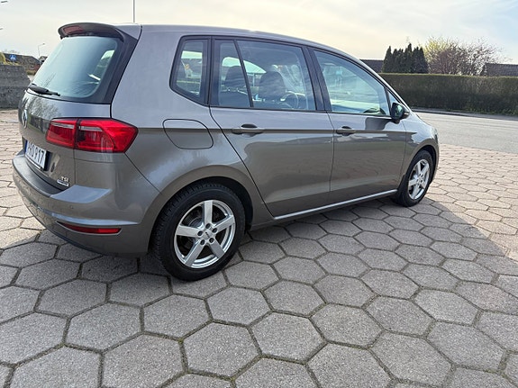 Volkswagen Golf-Serie 5 of 13