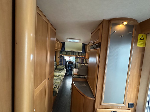 Mercedes-Benz HYMER Campervan HYMER Campervan Mercedes-Benz 2.9 CDI Manuell, 122hk 22 of 27