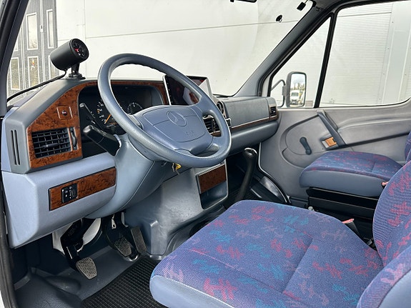 Mercedes-Benz HYMER Campervan HYMER Campervan Mercedes-Benz 2.9 CDI Manuell, 122hk 11 of 27